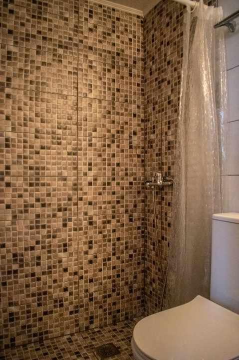 Kleanthe Hotel Chalki Town Ngoại thất bức ảnh