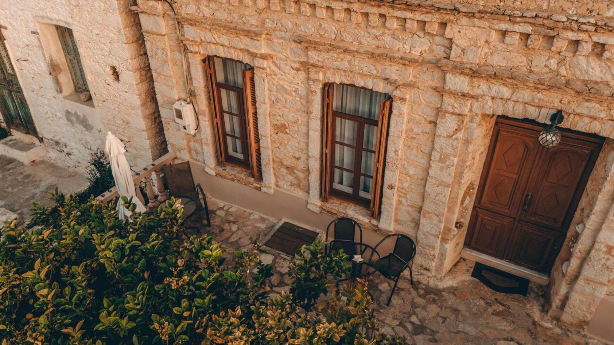 Kleanthe Hotel Chalki Town Ngoại thất bức ảnh